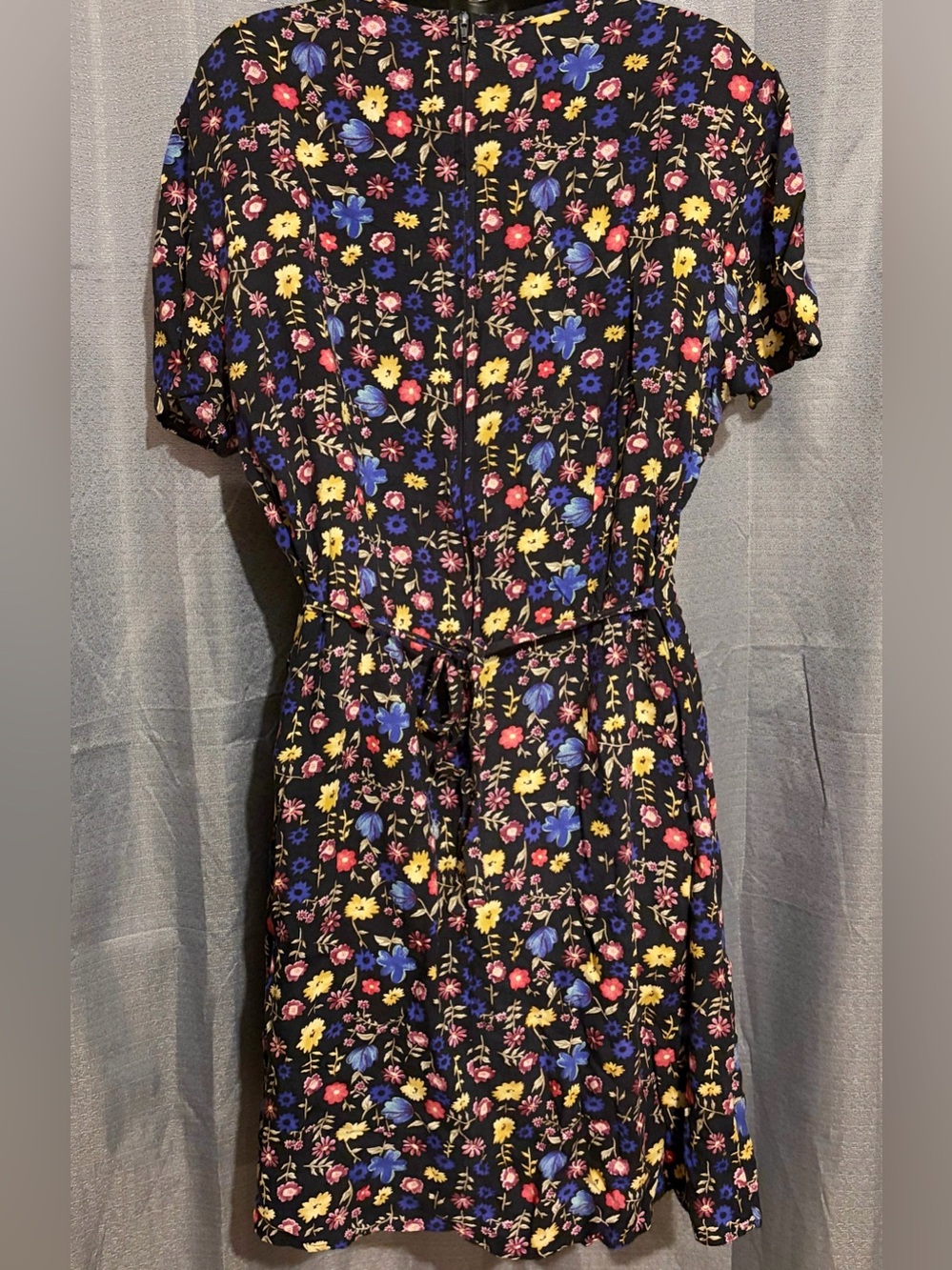 Vintage 90s Style Ditsy Floral Rayon Short Sleeve Dress - Size LG - Picture 4 of 7
